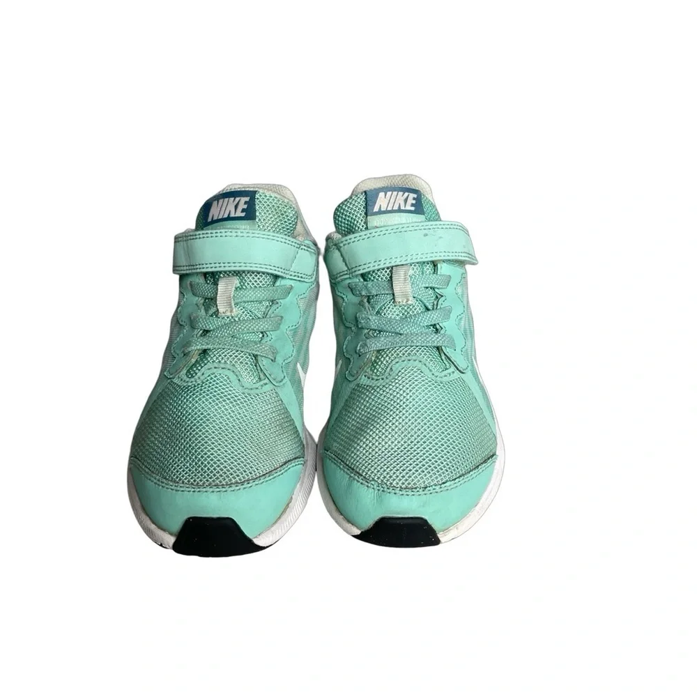 Nike Downshifter 8 kids size 13C Peppermint Green